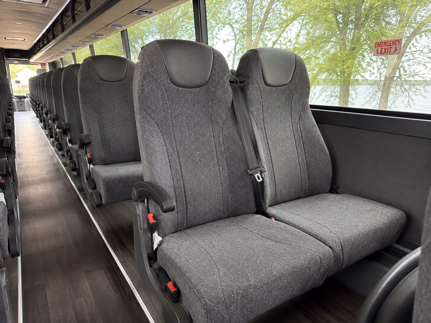 charter buses to michigan stadium and spartan stadium for big ten game days