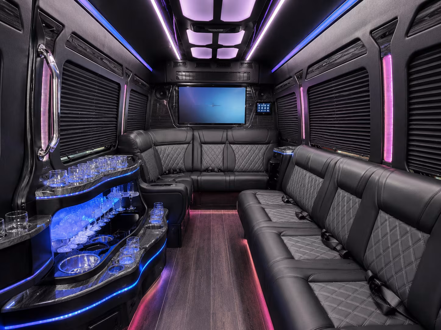 it only takes 30 seconds to compare long distance buses from shelby township