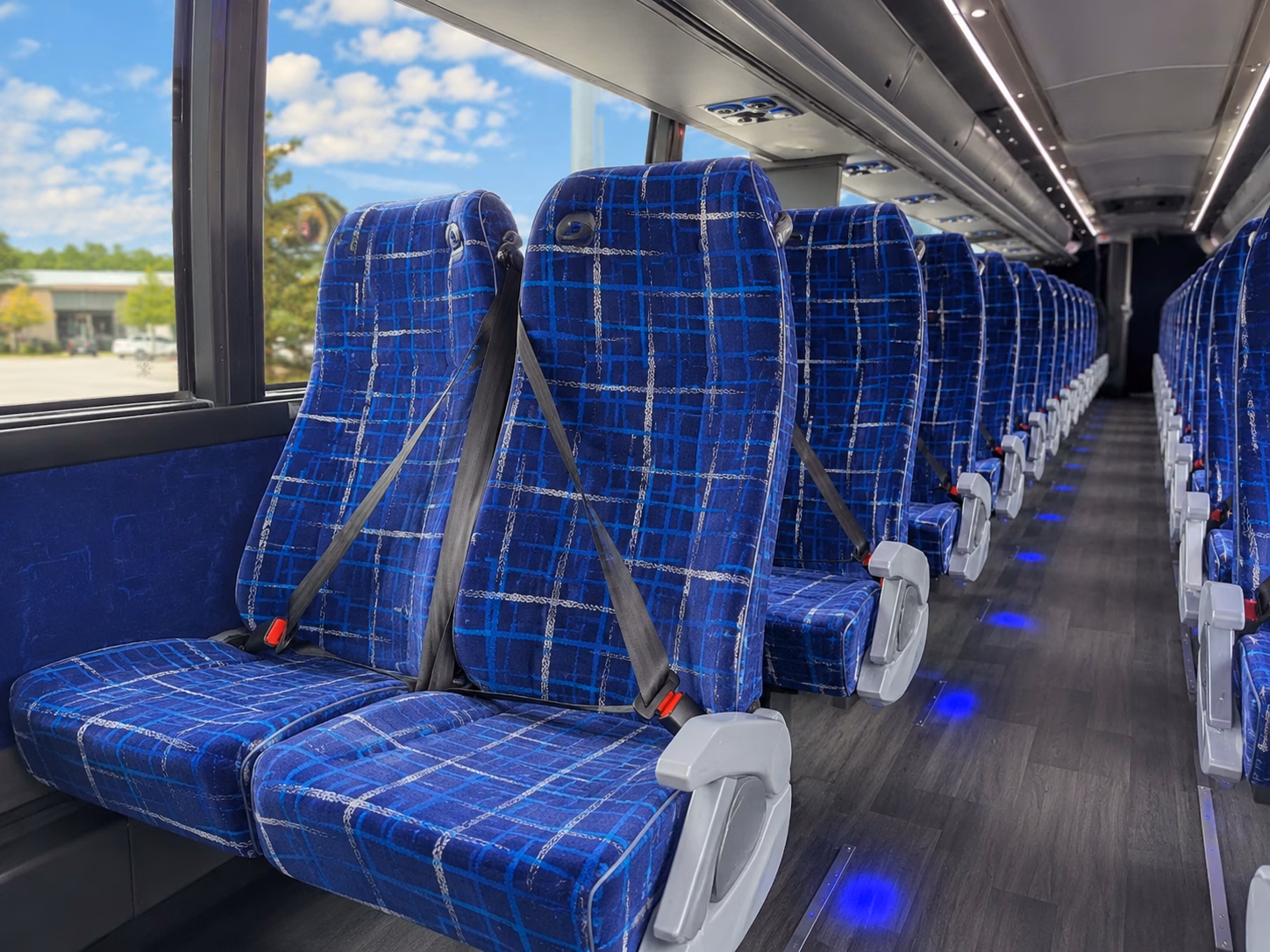 rochester hills bus rentals
