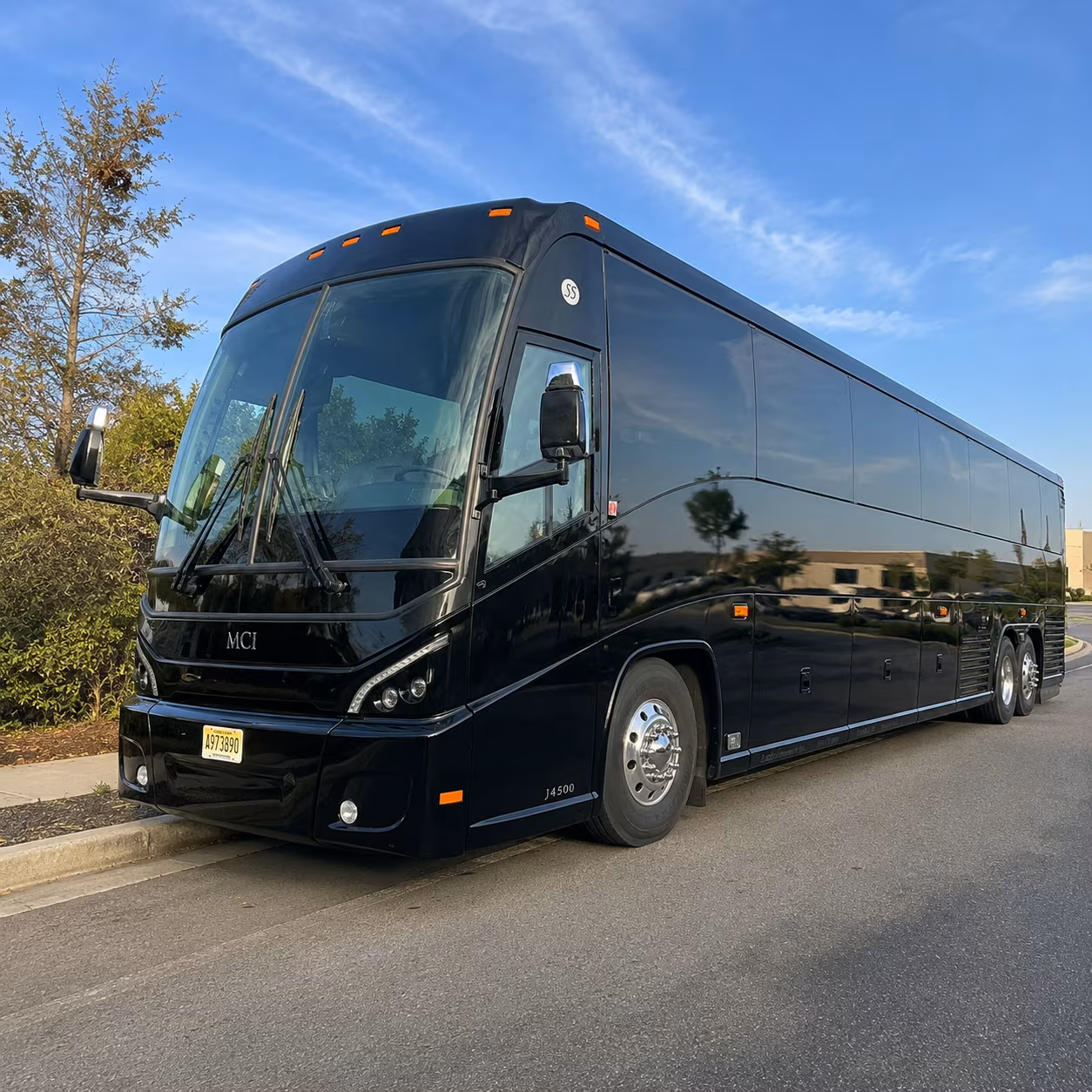 shelbycharterbuscompany com can help you arrange group airport runs for corporate travel auto industry trips
