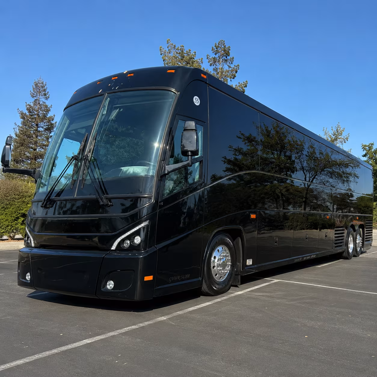 warren charter bus rental